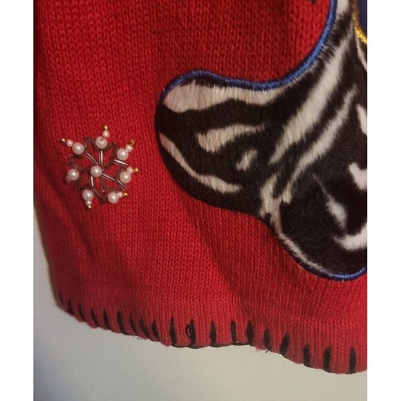 Christmas Stocking Large Red animal print, Sweater beading, visible stitch trim - Picture 5 of 8